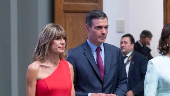 Bego&ntilde;a G&oacute;mez y Pedro S&aacute;nchez, durante la cumbre de la OTAN en Madrid en 2022