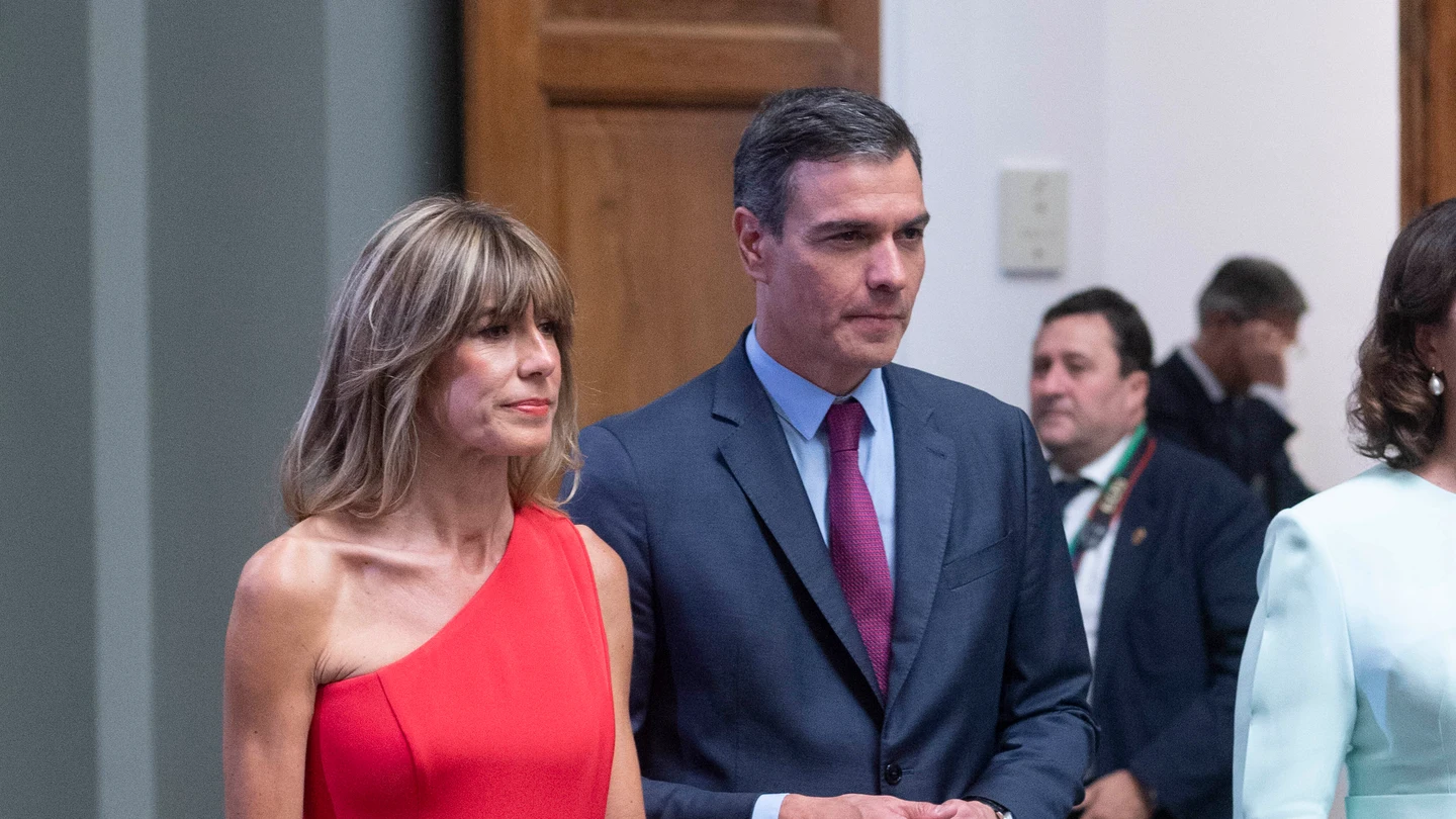 Begoña Gómez y Pedro Sánchez, durante la cumbre de la OTAN en Madrid en 2022 Begoña Gómez y Pedro Sánchez, durante la cumbre de la OTAN en Madrid en 2022