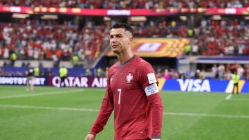 cristiano-ronaldo_64.jpg?crop=4708,2642,x0,y0&width=360&height=202&optimize=low&format=webply