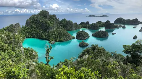 Raja Ampat, Indonesia Raja Ampat, Indonesia