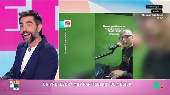 Dani Mateo, al descubrir el anuncio que ha hecho un profesor de música: "Podría poner 'clases peculiares'" Marcelo ha subido un vídeo a sus redes sociales para promocionar sus clases de teclado, pero el anuncio que ha hecho podría hacer dudar a sus potenciales alumnos.
