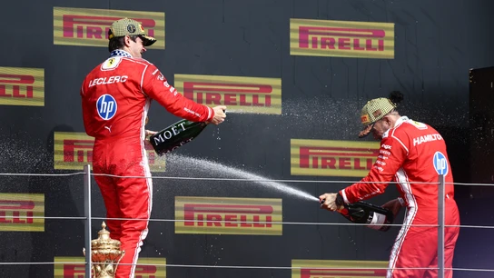 Charles Leclerc y Lewis Hamilton Charles Leclerc y Lewis Hamilton