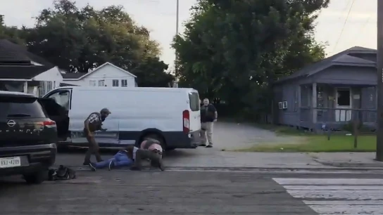Un agente del ICE mata a tiros a un conductor mexicano en el estado de Texas Un agente del ICE mata a tiros a un conductor mexicano en el estado de Texas