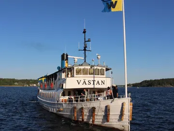 Barco hacia Vaxholm, Estocolmo Barco hacia Vaxholm, Estocolmo
