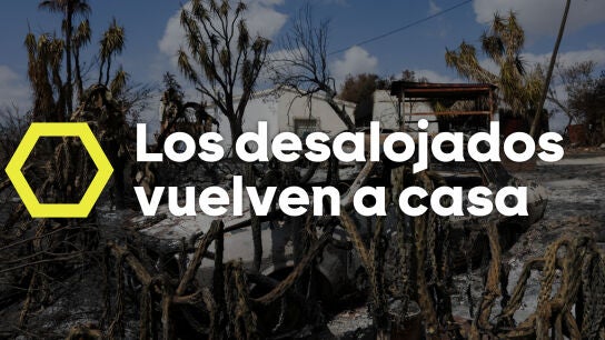 Los desalojados por el incendio de Los Gallardos vuelven a casa. 