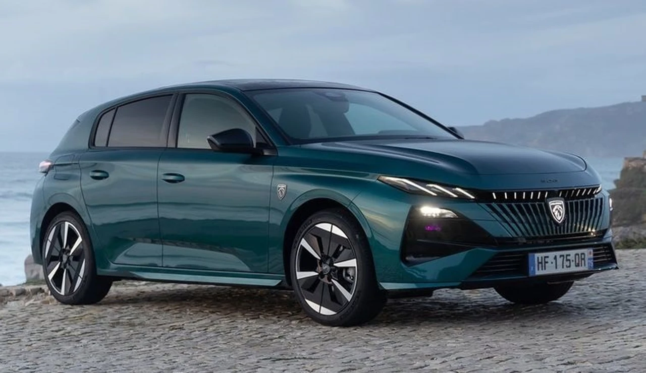 Peugeot e-308