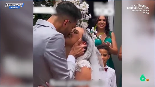 Jessyca y Rodrigo se dan su primer beso en el mismo día de su boda... y es así de apasionado Jessyca y Rodrigo se dan su primer beso en el mismo día de su boda... y es así de apasionado
