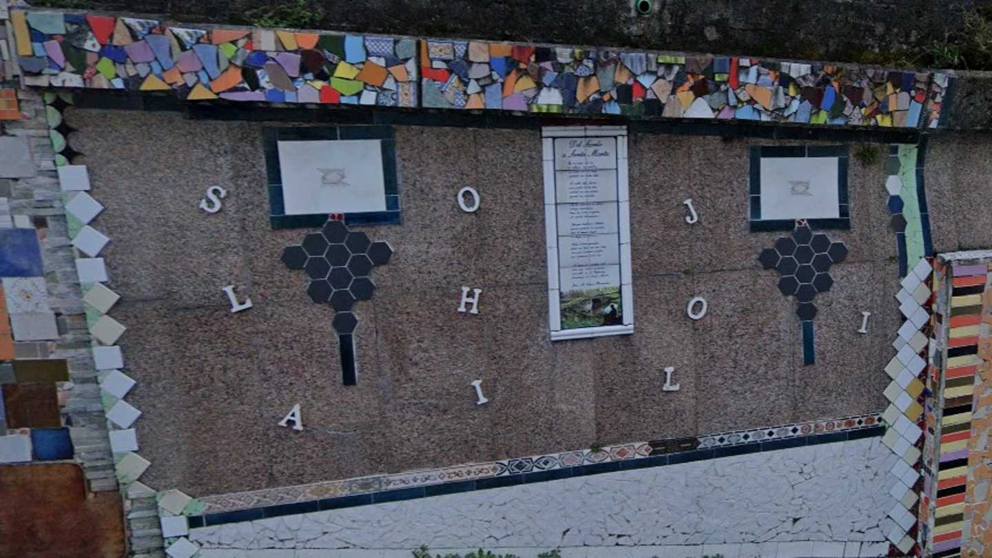 Uno de los murales de Julio Ferreiro Uno de los murales de Julio Ferreiro