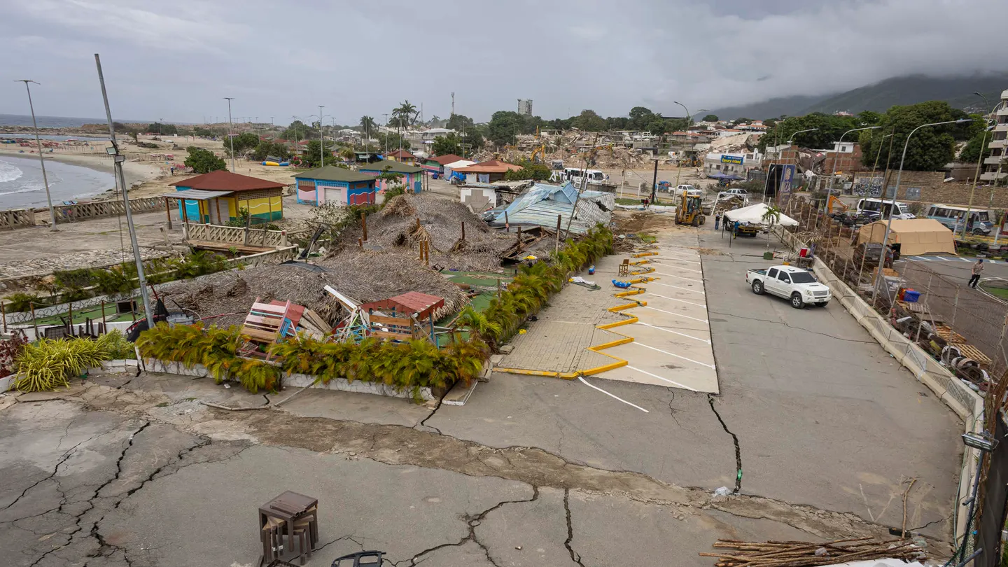 Fotografía que muestra una zona destruida tras los terremotos en Venezuela Fotografía que muestra una zona destruida tras los terremotos en Venezuela