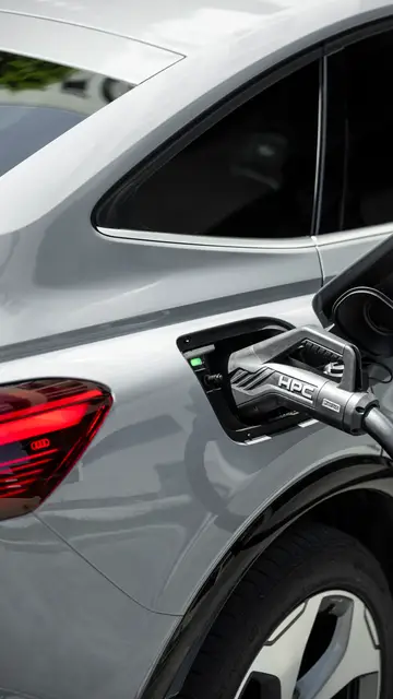 Audi Q4 e-tron Audi Q4 e-tron