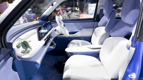 Suzuki Vision e Sky 