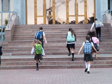 La DGT modifica los caminos escolares para que los ni&ntilde;os vayan al colegio andando o en bicicleta