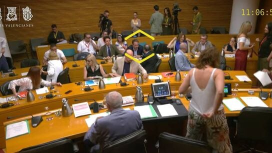 Momento en el que se desarrolla la conversaci&oacute;n captada por un micro abierto en Les Corts, este mi&eacute;rcoles.