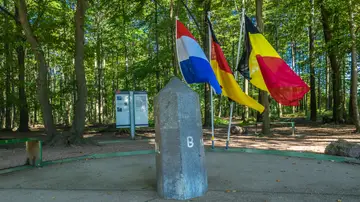 Monte Vaalserbeg: separa Alemania, Bélgica y Países Bajos Monte Vaalserbeg: separa Alemania, Bélgica y Países Bajos