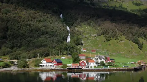 Flam. Fiordos noruegos Flam. Fiordos noruegos