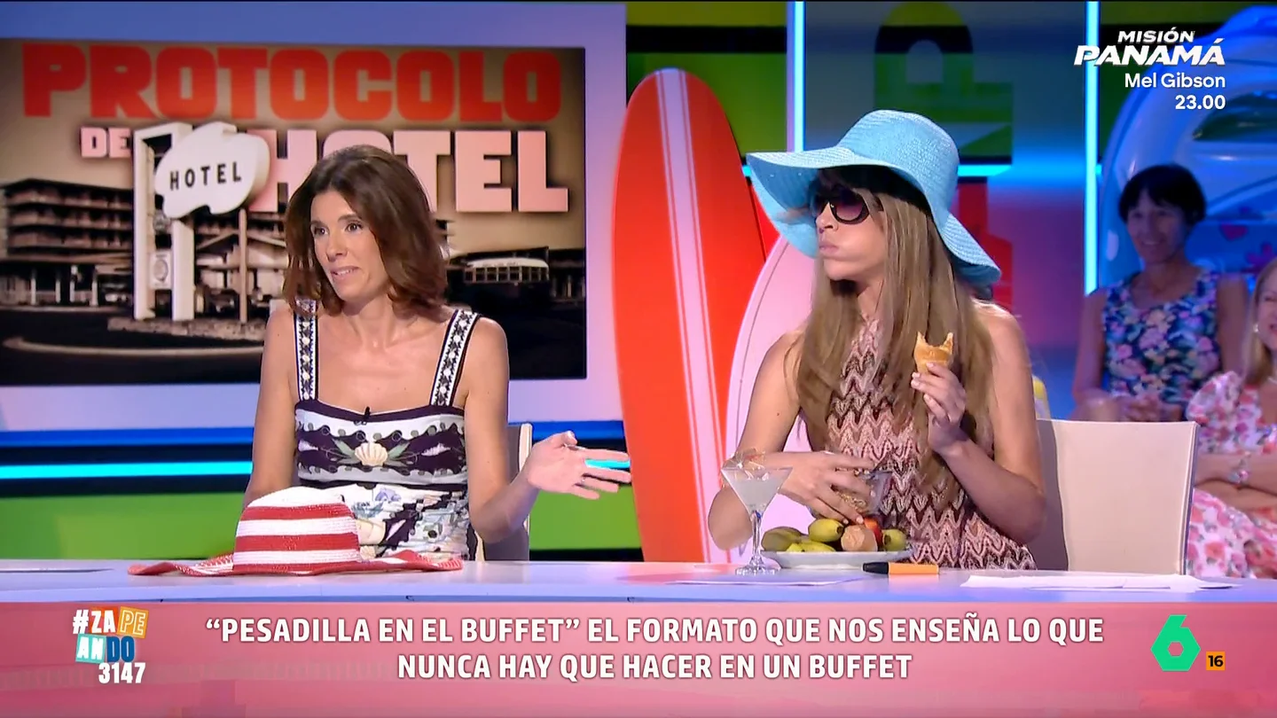 María José Gómez y Verdú, experta en protocolo: "En el buffet del hotel es mejor levantarse varias veces y ponerse pequeñas cantidades" María José Gómez y Verdú, experta en protocolo, nos señala los errores más comunes a la hora de ir al buffet libre del hotel, desde coger más comida de la que nos podemos comer, hasta llevarse medio buffet para luego.