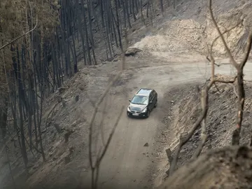 Lo que debes y no debes hacer si te encuentras un incendio en carretera Lo que debes y no debes hacer si te encuentras un incendio en carretera