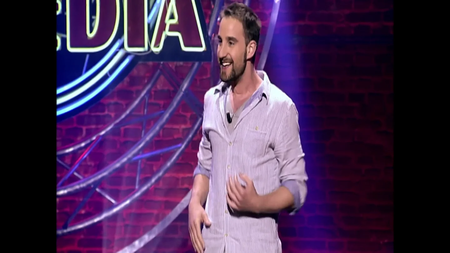 El monólogo de Dani Rovira sobre sus problemas para ligar: "Yo he podido estar con cada pibonazo... y no he estado" El monólogo de Dani Rovira sobre sus problemas para ligar: "Yo he podido estar con cada pibonazo... y no he estado"