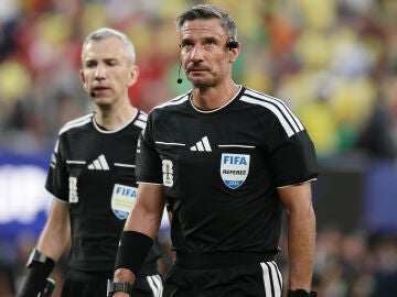 El &aacute;rbitro esloveno Slavko Vincic, durante un partido del Mundial 2026