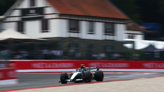 Kimi Antonelli ignora los rebufos de Red Bull: se queda con la pole en B&eacute;lgica con una vuelta incre&iacute;ble