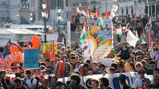 Protesta en Venecia contra la visita del embajador estadounidense de Italia Protesta en Venecia contra la visita del embajador estadounidense de Italia