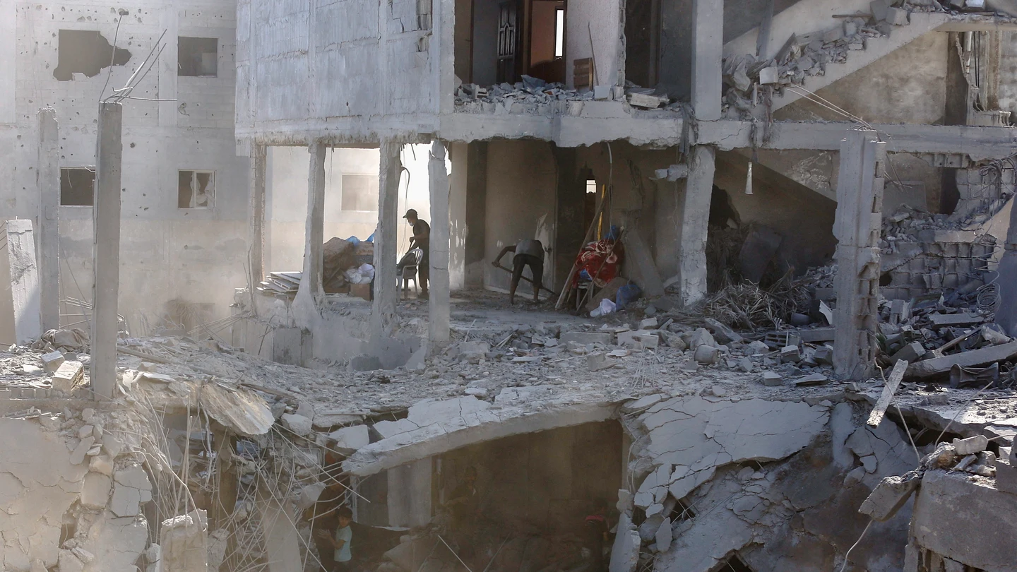 Imagen de un edificio en Gaza destruido por un ataque israelí Imagen de un edificio en Gaza destruido por un ataque israelí