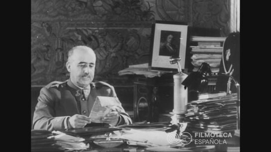 El mayor relato de propaganda de la dictadura cumple 90 a&ntilde;os: as&iacute; reescribi&oacute; Franco la Guerra Civil.