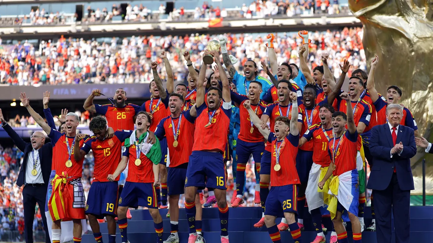 Trump, con la Selección levantando la Copa del Mundo Trump, con la Selección levantando la Copa del Mundo