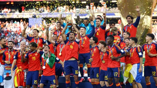 España levanta su segunda Copa del Mundo España levanta su segunda Copa del Mundo