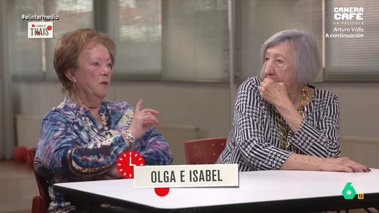 El alegato en contra de los tangas de una mujer a Thais Villas: "¿Y cuando lo sacas? Te has limpiado el culo bien limpio, ¿no?" 'Las Edades de Thais' conversaban con varias personas mayores sobre ropa interior. En este momento, que ahora recupera El Intermedio, reflexionaban sobre esta prenda ayer y hoy y algunas innovaciones como el tanga o el slip.