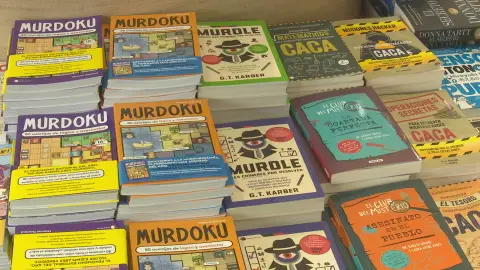 Murdokus, Murdles y pasatiempos en una librería. Murdokus, Murdles y pasatiempos en una librería.