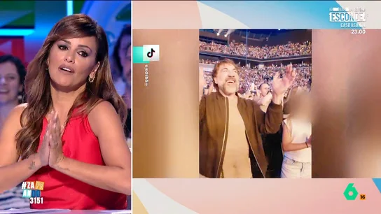 Mónica Cruz habla de la faceta disfrutona de Javier Bardem: "Lo da todo en los conciertos y a veces hasta ha ido solo" Después de gozarse los partidos de la selección y el show de la final del Mundial, Javier Bardem sacaba los pasos prohibidos en el concierto de Shakira. Mónica Cruz cuenta en Zapeando cómo es el Bardem fiestero.