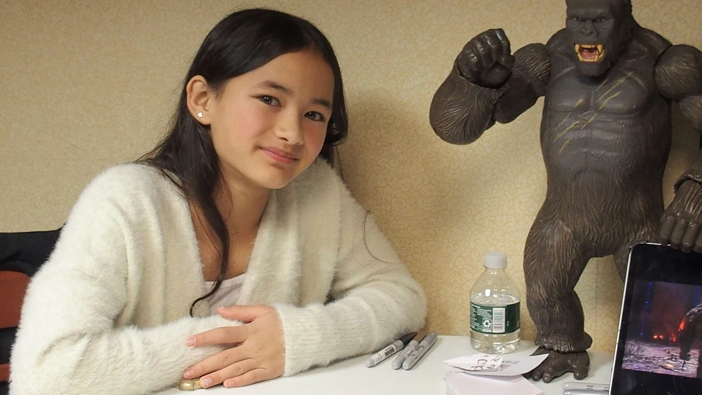 Kaylee Hottle, en la Comic Con de Boxborough en noviembre de 2021 Kaylee Hottle, en la Comic Con de Boxborough en noviembre de 2021