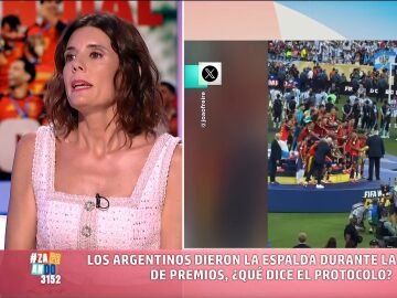 Mar&iacute;a Jos&eacute; G&oacute;mez y Verd&uacute;, experta en protocolo, aplaude al 'Flaco' L&oacute;pez por no dar la espalda a la selecci&oacute;n