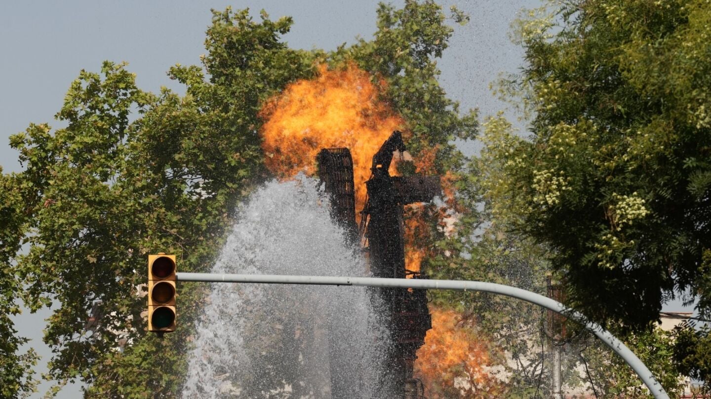 Llamarada de gas en Barcelona.