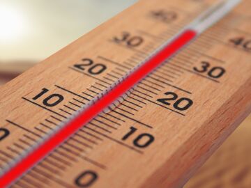 Falta de sed y f&aacute;rmacos habituales: los factores que agravan el impacto de las olas de calor en los mayores