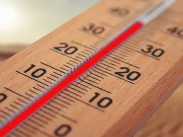 Falta de sed y fármacos habituales: los factores que agravan el impacto de las olas de calor en los mayores Falta de sed y fármacos habituales: los factores que agravan el impacto de las olas de calor en los mayores