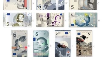 Las diez propuestas preseleccionadas de los nuevos dise&ntilde;os de los billetes de euros mostrados en los billetes de cinco euros.
