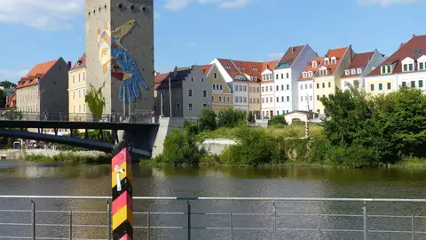 Río Neise entre Görlitz y Zgorzelec Río Neise entre Görlitz y Zgorzelec