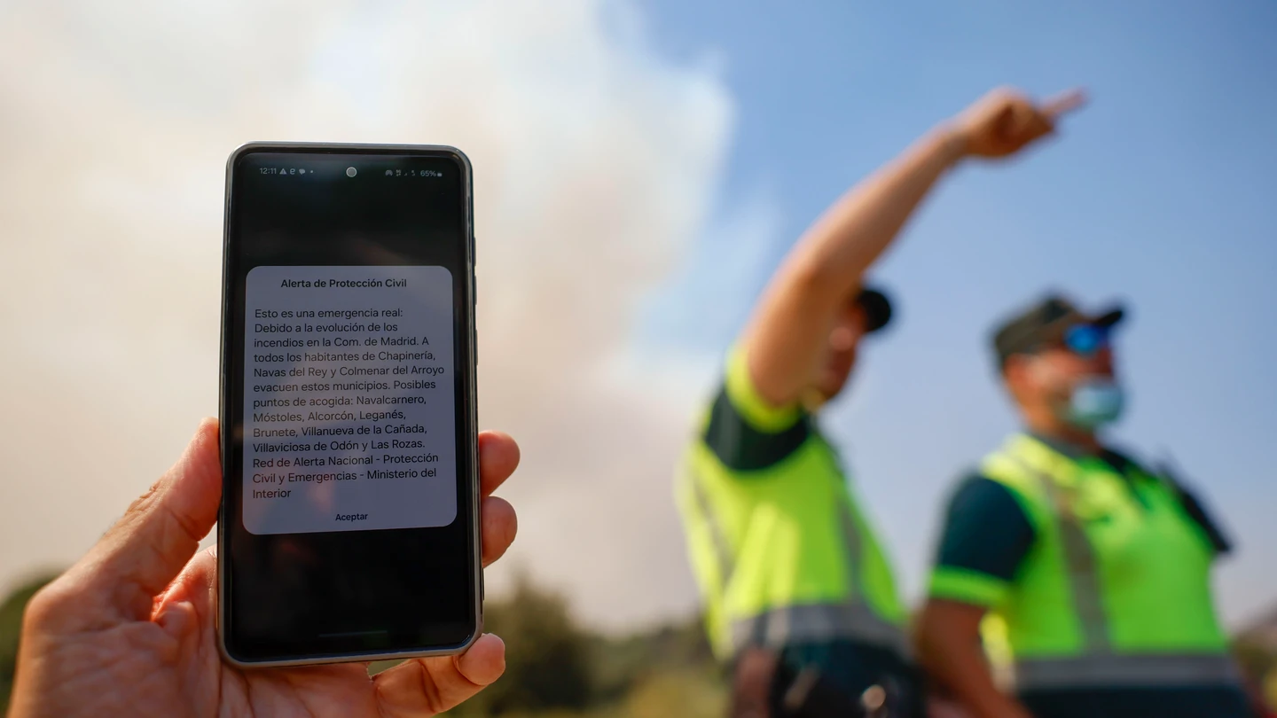 Es-Alert para avisar a los habitantes de Chapinería, Navas del Rey y Colmenar del Arroyo de evacuación por incendios Es-Alert para avisar a los habitantes de Chapinería, Navas del Rey y Colmenar del Arroyo de evacuación por incendios