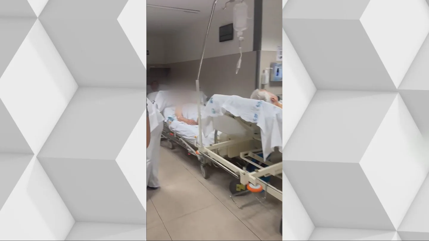 Hospitales al límite en verano: urgencias colapsadas, miles de camas cerradas y la sanidad bajo presión por el turismo Hospitales al límite en verano: urgencias colapsadas, miles de camas cerradas y la sanidad bajo presión por el turismo