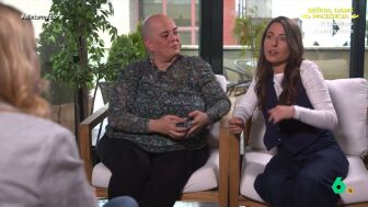 En este proyecto, la periodista da voz a siete mujeres que sufren alopecia para que compartan su historia. Una de las protagonistas del mismo es Nuria Garriga, que sufre alopecia desde los 19 a&ntilde;os. 