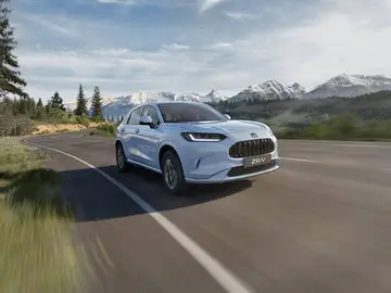 Misma esencia, cambios en los detalles exteriores y una marcada actualización por dentro: así ha evolucionado el Honda ZR-V Misma esencia, cambios en los detalles exteriores y una marcada actualización por dentro: así ha evolucionado el Honda ZR-V