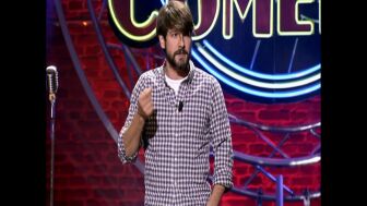 F&eacute;lix G&oacute;mez revela la delgada l&iacute;nea entre una costumbre y una man&iacute;a en su mon&oacute;logo del Club de la Comedia