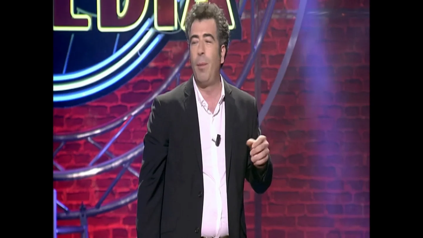 "Preservativos de gazpacho": la surrealista reflexión de Agustín Jiménez sobre los anuncios de madrugada "Preservativos de gazpacho": la surrealista reflexión de Agustín Jiménez sobre los anuncios de madrugada