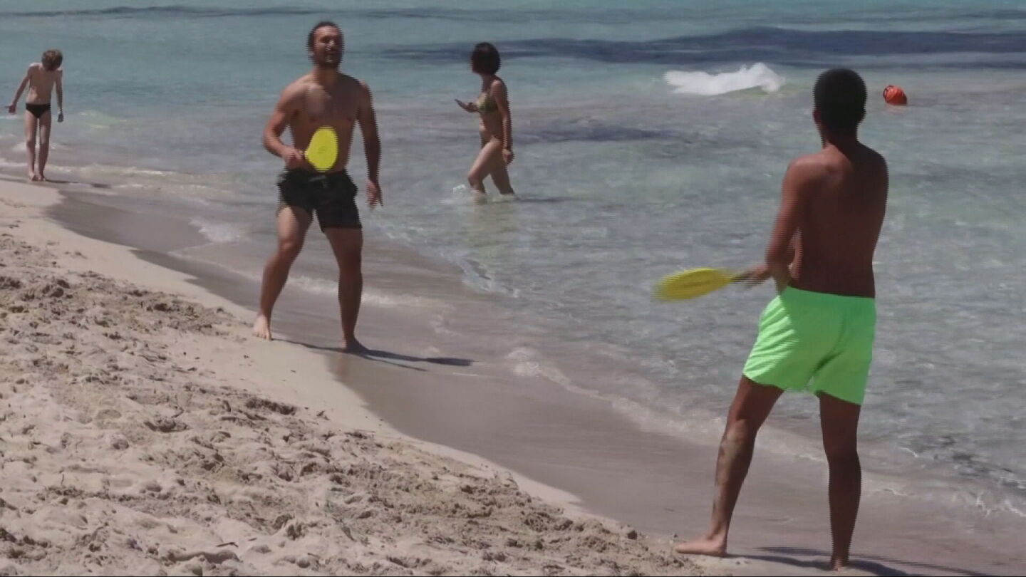 La mayor&iacute;a de las playas italianas est&aacute;n gestionados por empresas privadas y por mafias.
