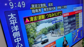 Imagen de archivo de una alerta de tsunami en Jap&oacute;n en 2025