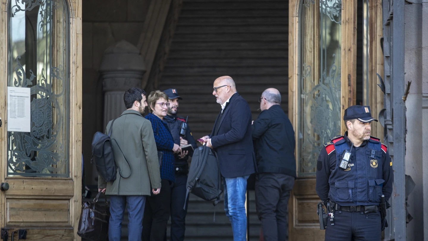 Lluis María Corominas, Anna Simó, Ramona María Barufet y Lluis Guinó a su llegada a TSJC Lluis María Corominas, Anna Simó, Ramona María Barufet y Lluis Guinó a su llegada a TSJC