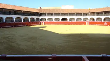 Plaza de Toros de Almadén Plaza de Toros de Almadén