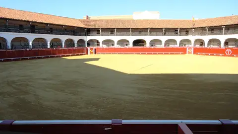 Plaza de Toros de Almadén Plaza de Toros de Almadén